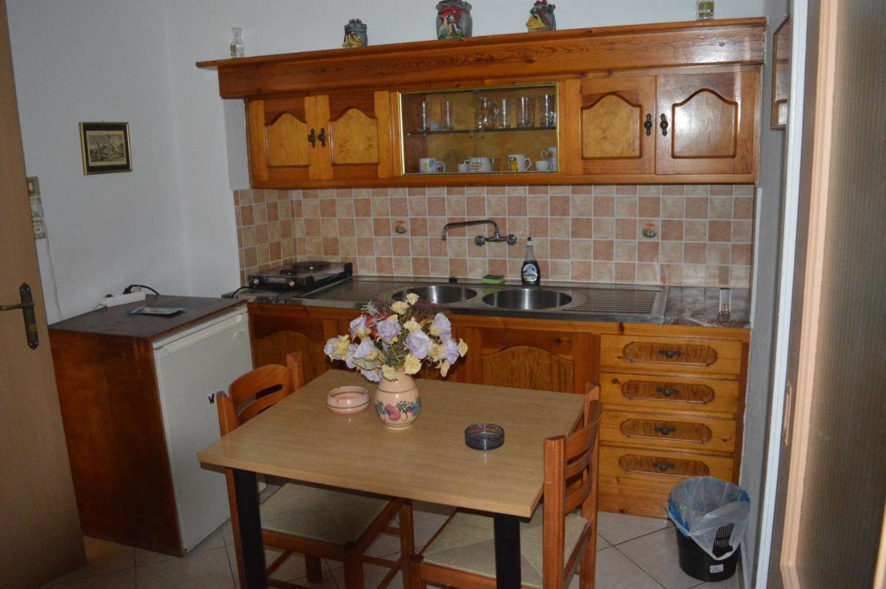 Hermoupoli Rooms Esterno foto