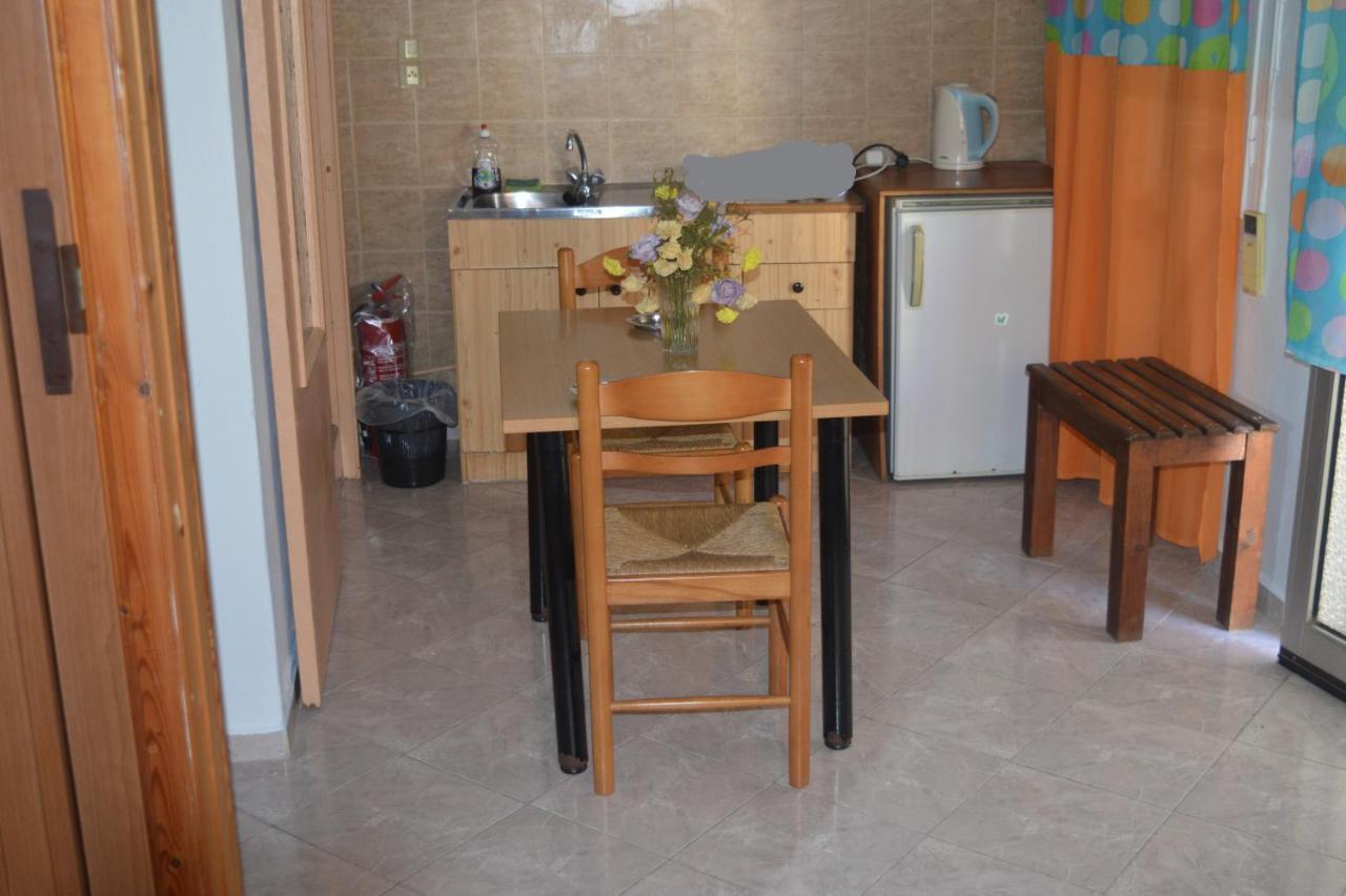 Hermoupoli Rooms Esterno foto